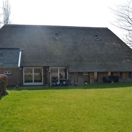 Staying In A Thatched Barn With Box Bed Beautiful View Region Achterhoek Geesteren (Gelderland) Exterior foto